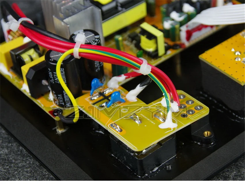 RF-200 Subwoofer-Verstärkerplatine: Kino-Qualität, hohe Leistung, integrierter Direkteinschub, Patch-Verfahren, erstklassige Klangqualität, 120-240VAC – Detail 8