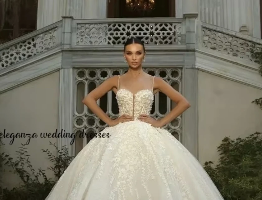 

Customized Vestido de novia Sleeveless Of Beauty Appliques Lace Wedding Dress Straps 3D Flowers Prints A-Line Bridal Gowns