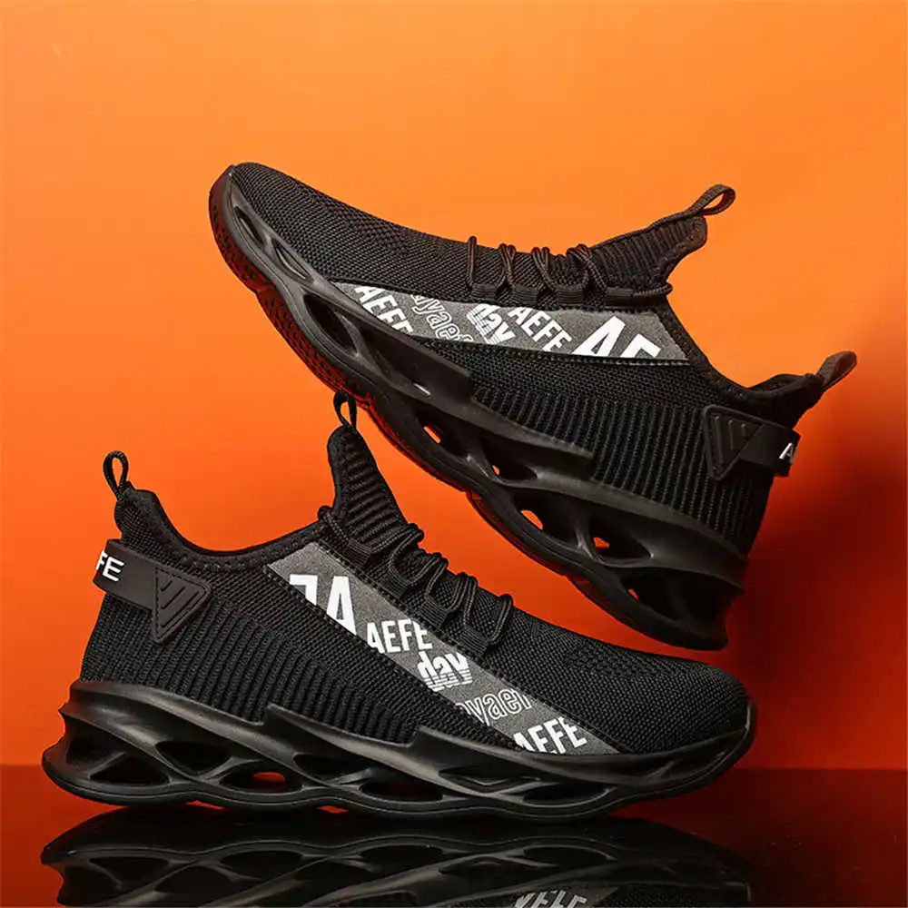 40-44 Tied High Man Gym Shoes Black Man Shoes Vintage Boots Man Sneakers Sport Sneachers Donna Novelties Character Scarp