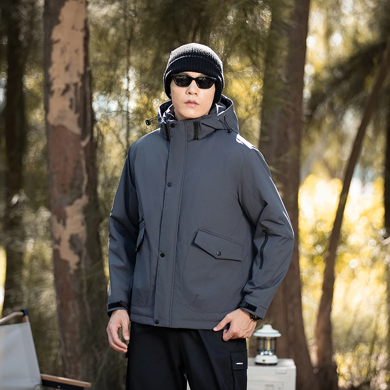 

2025 Winter Men's Outdoor Climbing Jacket Windproof Waterproof Fleece Lined Thick Warm Hooded Coat Durable Polyester Fabric