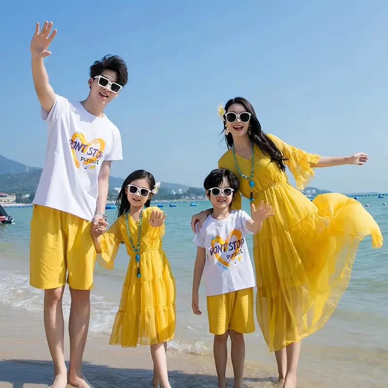 Family Vacation Couple Clothes Parent-child Matching Clothing Dad Son T Shirts Shorts Two Piece Outfits Sets Mom Daughter Dress