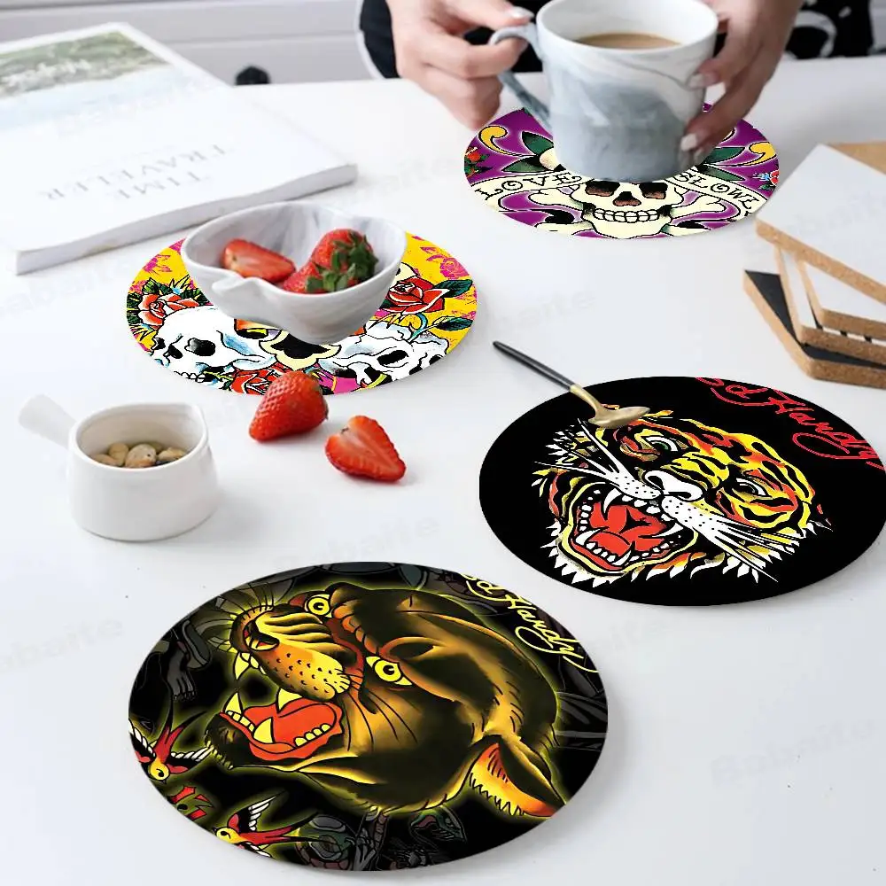 

Fashion Brand E-Ed H-Hardy Wooden Coaster Colour Printing Cup Mat Home Desk Decoration Gifts