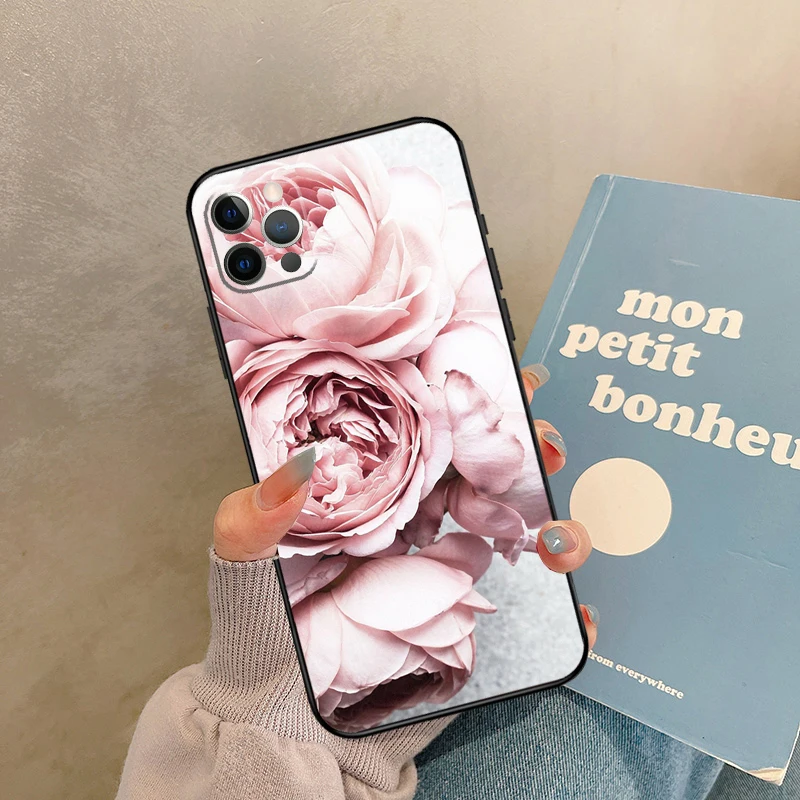 حافظة أنيقة على شكل زهرة الفاوانيا الوردية والأرجوانية لهاتف 17 Air iPhone 16 15 14 13 12 11 Pro Max 12 mini XR 15 16 Plus 16e غطاء خلفي شل