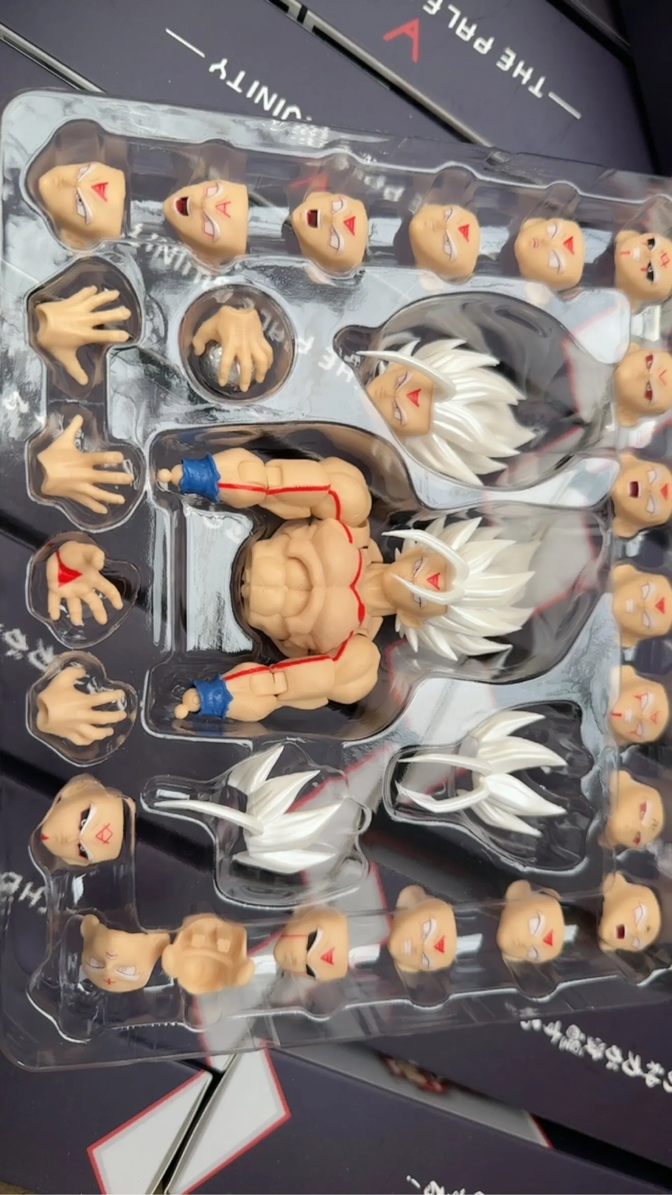 Black Hole Studio Dragon Ball Son Goku Action Figure White God PVC Upper Body Plainface Carving SHF Accessory Kit Toy ﻿ view 3