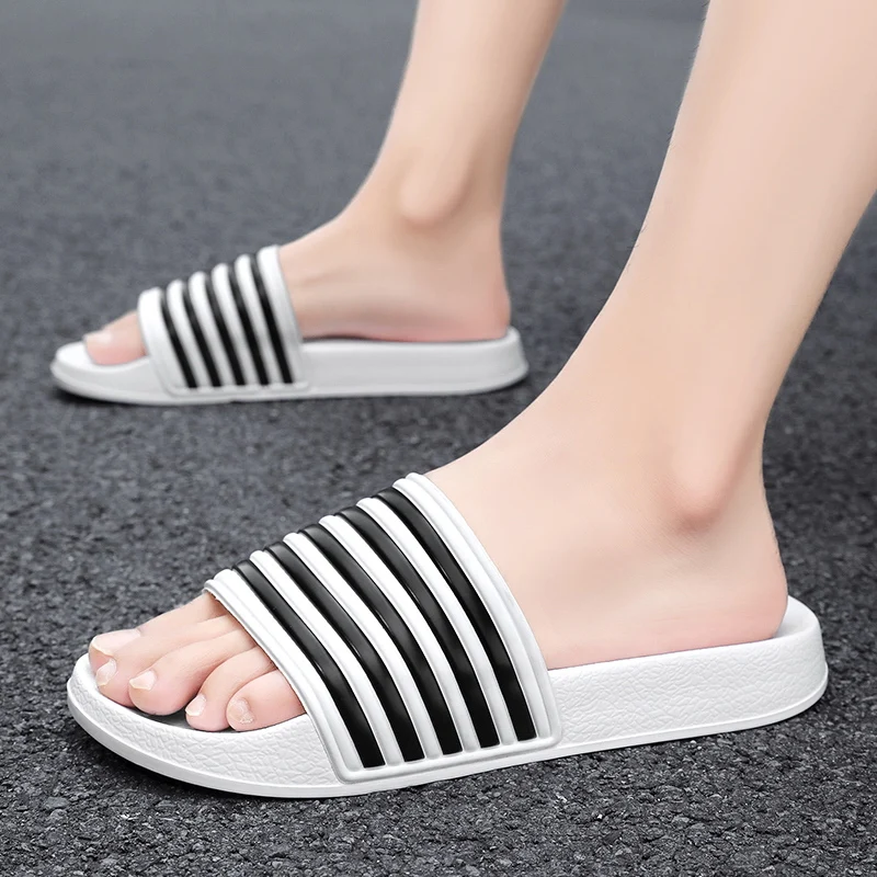 New Slippers Men\'s Summer Casual Shoes Beach Sandals Outdoor Comfortable Soft Sole Slippers Sizes 39-48 Black and White Striped