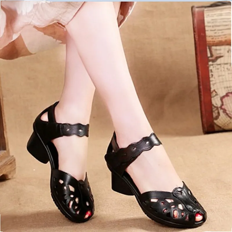 Summer New Style Women's Sandals Fish Mouth Shoes Mom Comfortable Soft Bottom Medium Heel Retro Leather Fashionable Casual Shoes