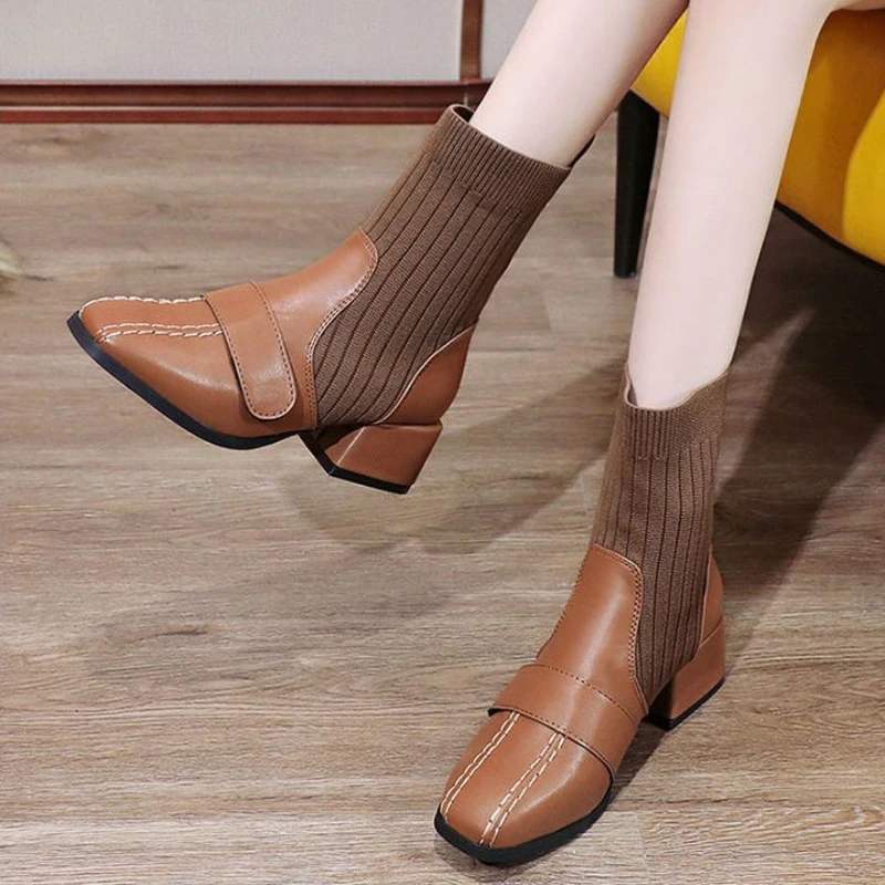 Damskie botki do kostki Skarpety Krótkie buty dla kobiet Elastyczne botki Brązowe obuwie Wygodne i eleganckie w ofercie Koreański styl Pu