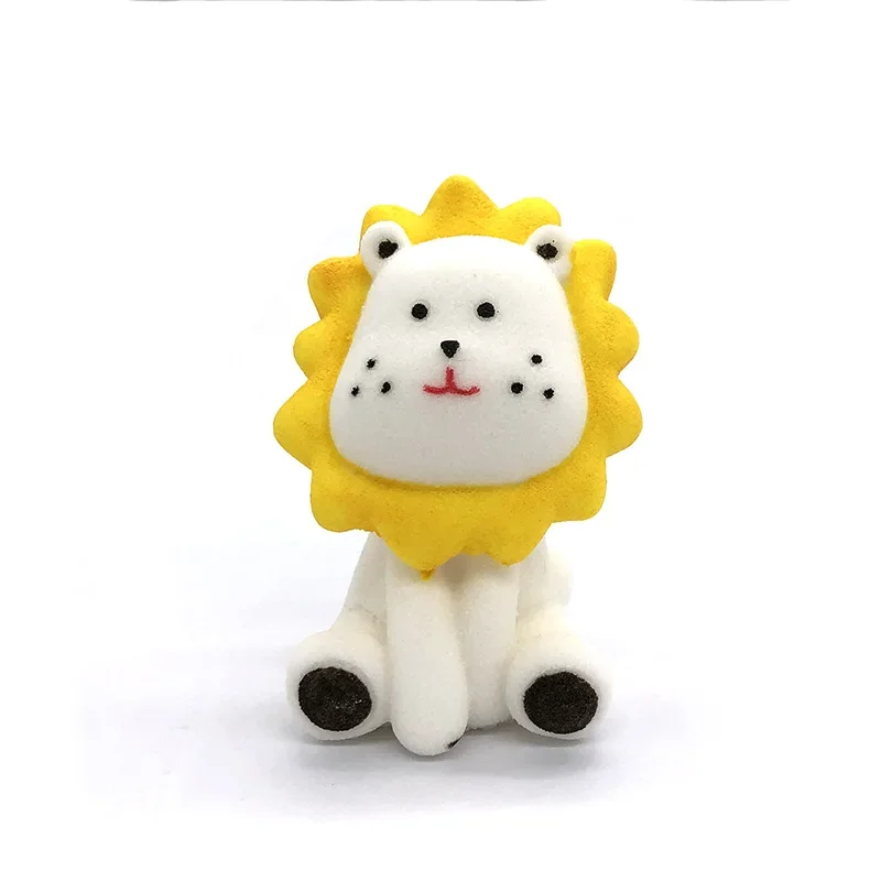 Qinghai characteristic crafts salt carving cartoon image little lion Sun Huahua give small gifts DIY ornaments.