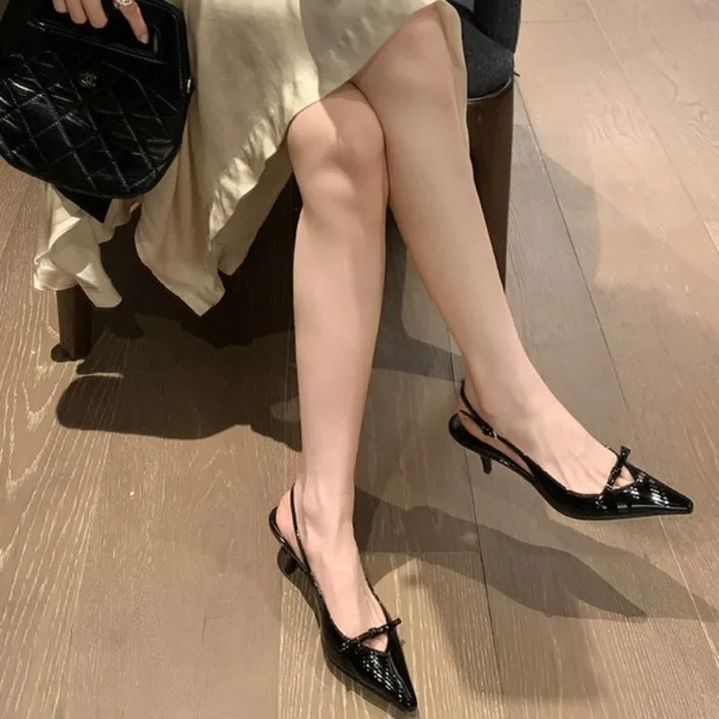 

Женские летние пикантные туфли-лодочки на высоком каблуке из воловьей кожи с острым носком и бантом, сандалии с закрытым носком для женщин