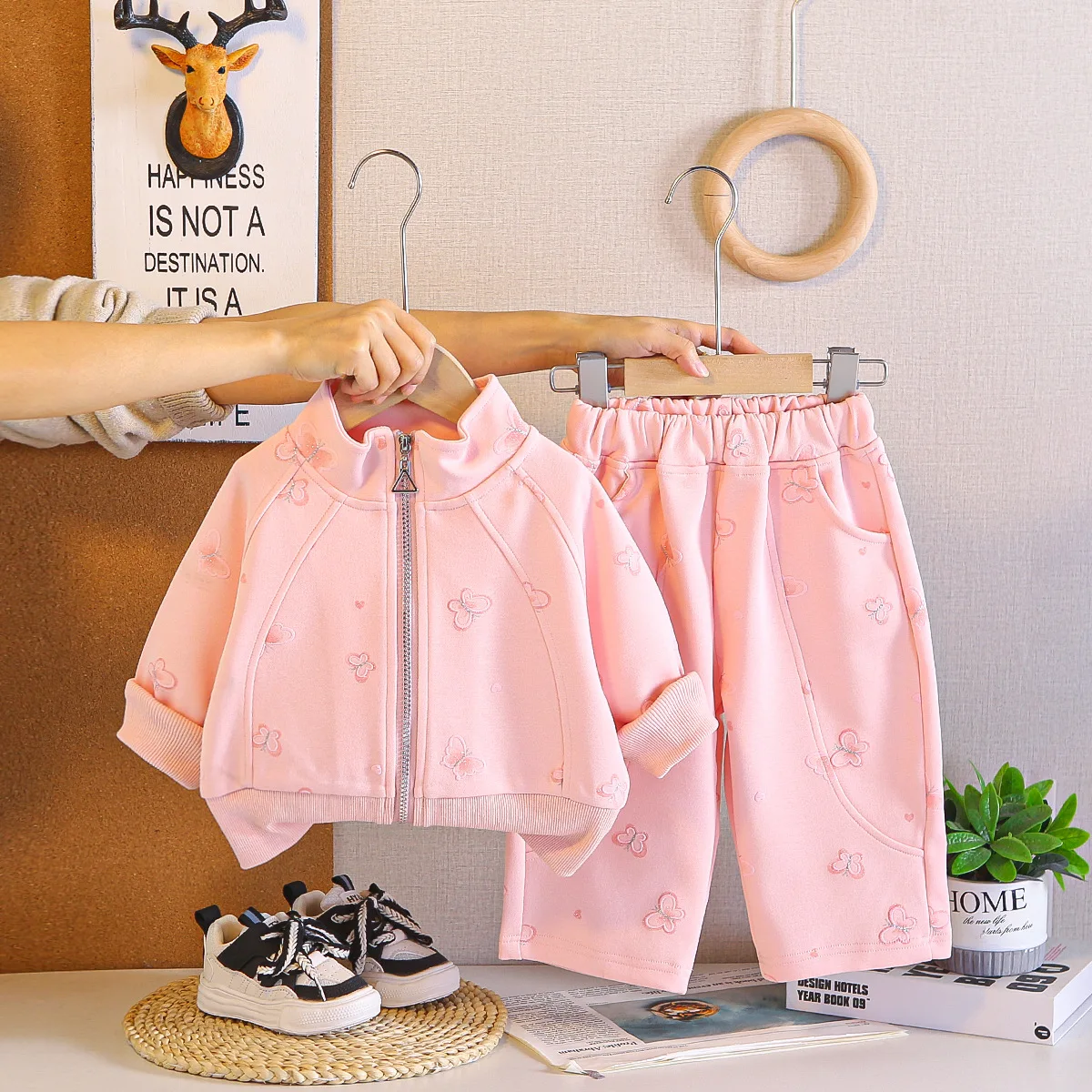 Kids Casual Tracksuit with Butterfly Embroidery, Soft Cotton Blend Zip Jacket + Pants, Toddler Girl Outfit for Spring Autumn