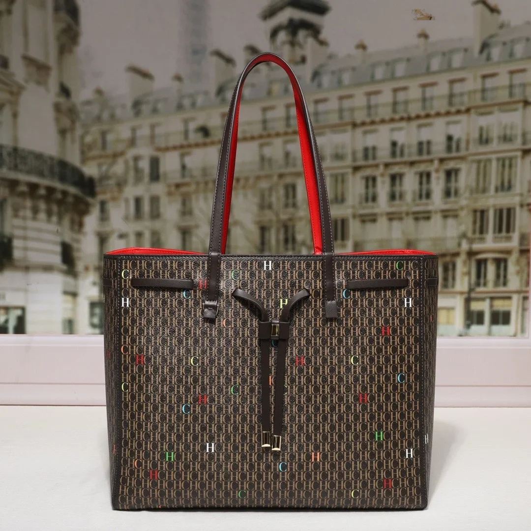 

2025 Fashionable Designer Paris Fashion Crossbody Handbag With Unique Letter Logo For Trendy Women