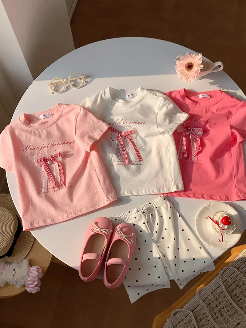 Mädchen-T-Shirt im koreanischen Stil mit 3D-Schmetterlingsschleife, kurzärmelig, Sommermode, Prinzessinnen-Baumwolloberteil, Kinder-Sommer-T-Shirt, Basic-Shirt