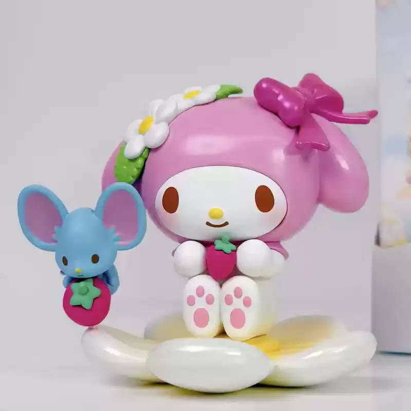 Autentico nuovo fiore primaverile serie scatola cieca personaggio Hellokitty Kuromi Kawaii giocattolo ornamenti per il desktop regalo di compleanno per ragazza