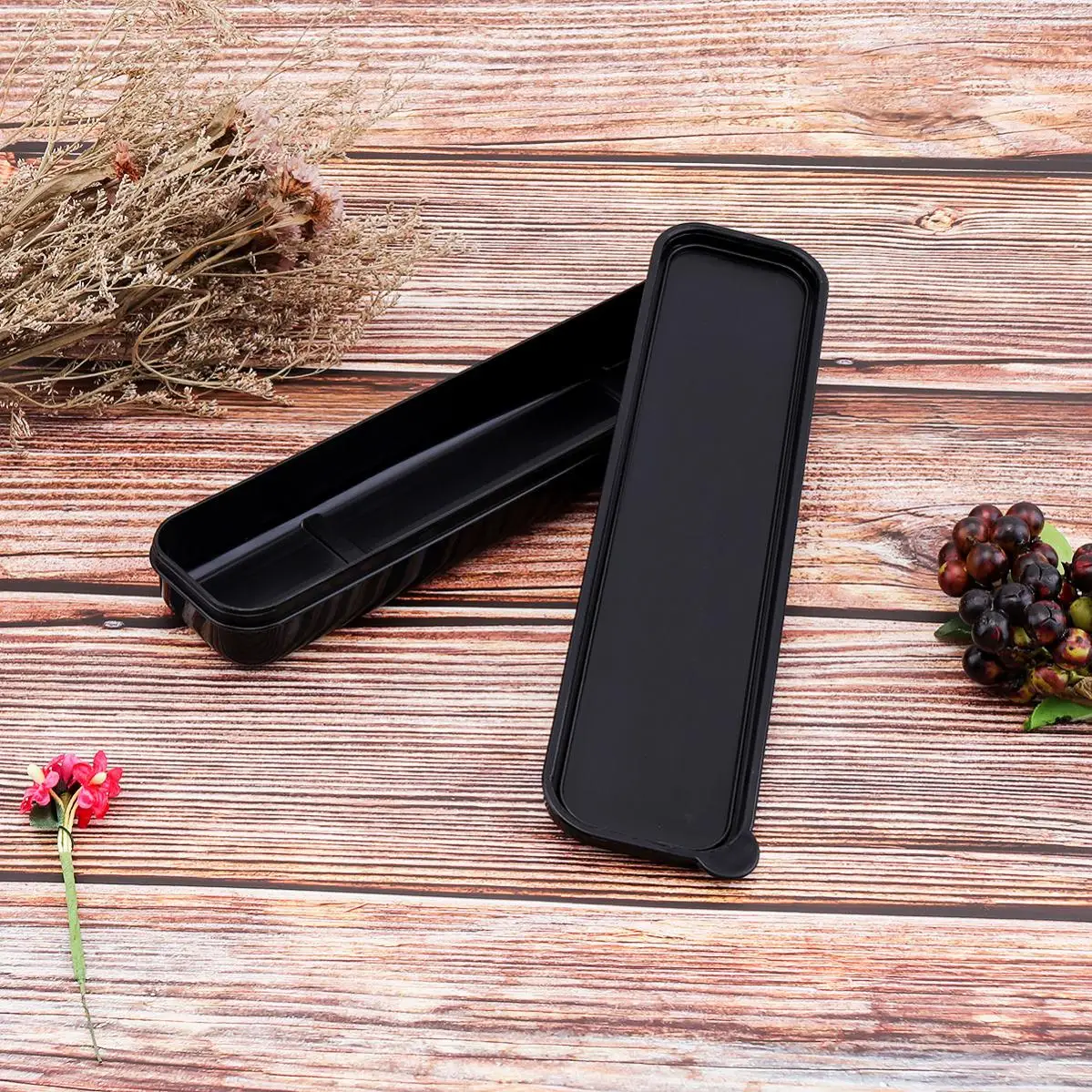 Fashionable Split Type Portable Simple Design PP Tableware Storage Box Resistant Hygiene Tableware