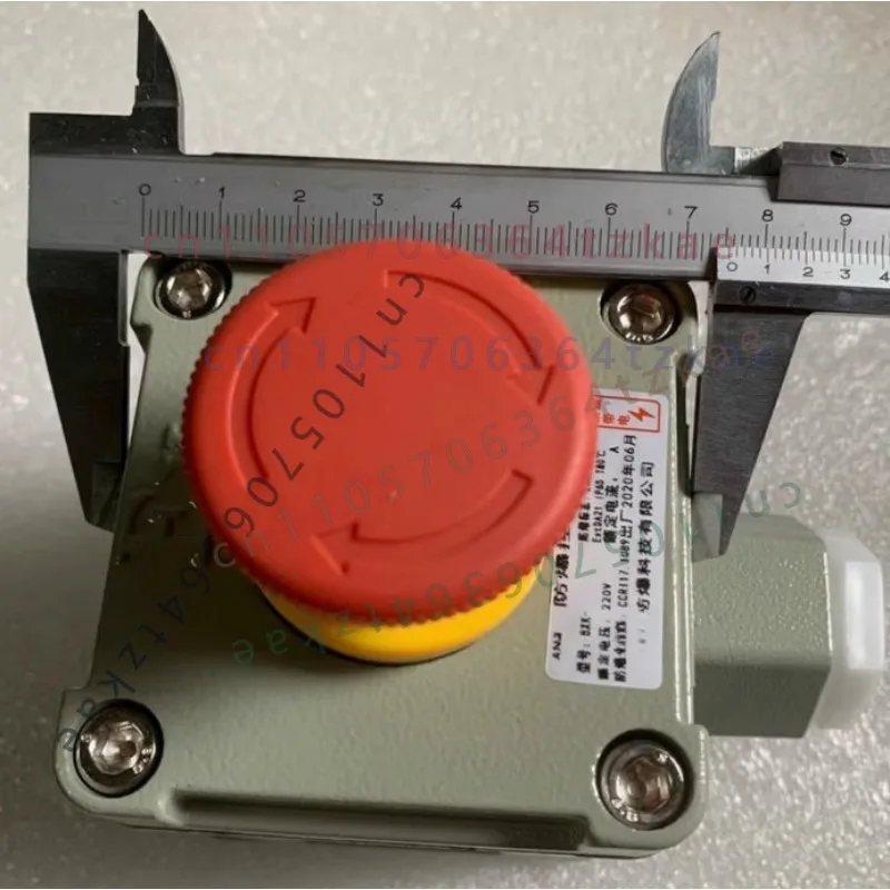 1PCS LA53 Rotary Explosion-proof Emergency Stop Self-locking Pushbutton Switch