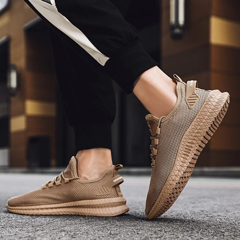 รองเท้าผู้ชายสีน้ําตาลลื่นรองเท้าผ้าใบลําลองกลางแจ้ง Jogging การฝึกอบรมเดินป่ากีฬาสําหรับผู้หญิง Lace Up รองเท้าผ้าใบ