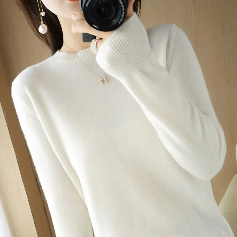 Autumn and Winter Women's Pullover Round Neck Solid Screw Thread Flocking Long Sleeved Sweater Knitted Underlay Casual Fit Tops