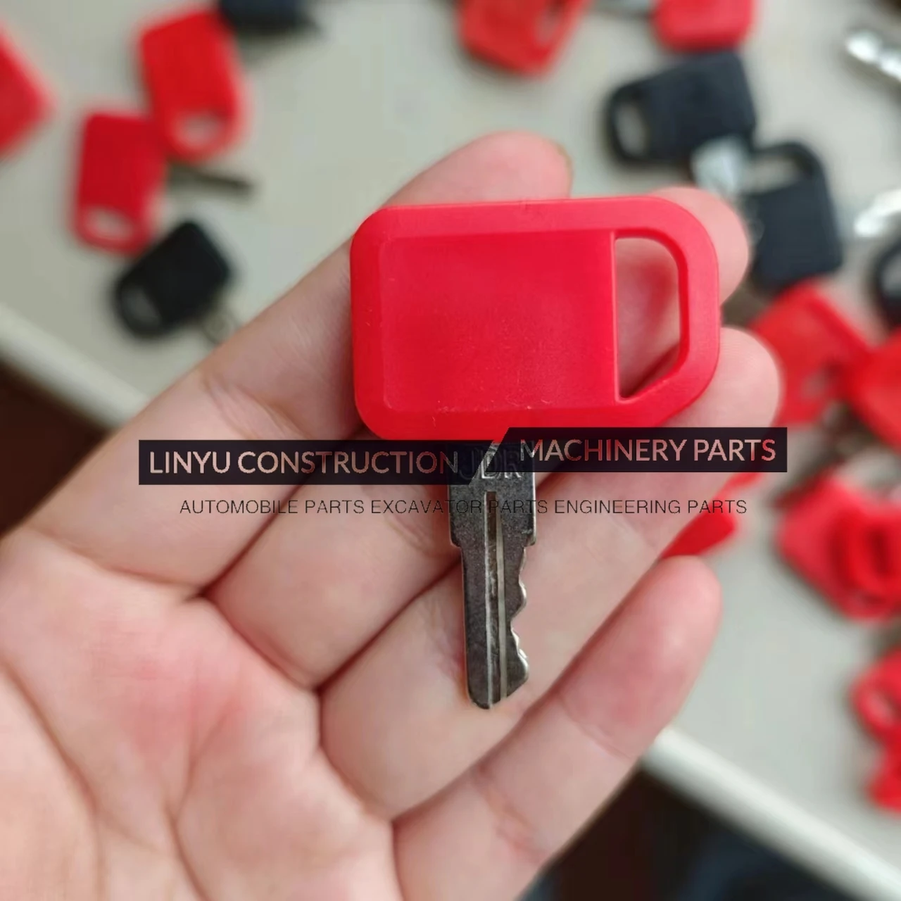 100PCS AT195302 AR51481 600 Loaders JDR Excavator Keys for E130 140 210 240 230 300 400 LC Door Side Key