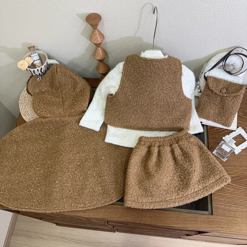 

Girls2025Lamb Wool Short Cape Winter New Vest Skirt Set for Toddlers with Bag