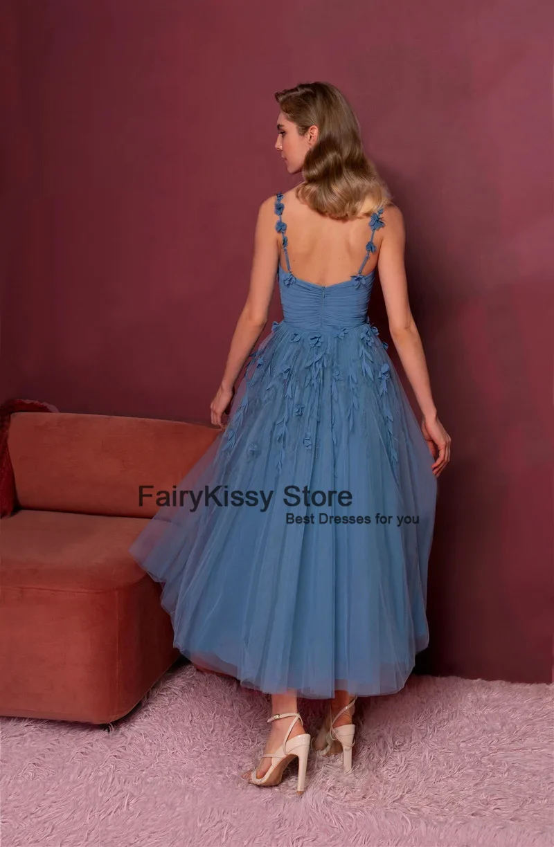 FairyKissy Charmantes staubiges blaues A-Linien-Abschlussballkleid, schlichtes herzförmiges Spaghettiträger-Applikationen, Teelänge, Abendkleid für Party