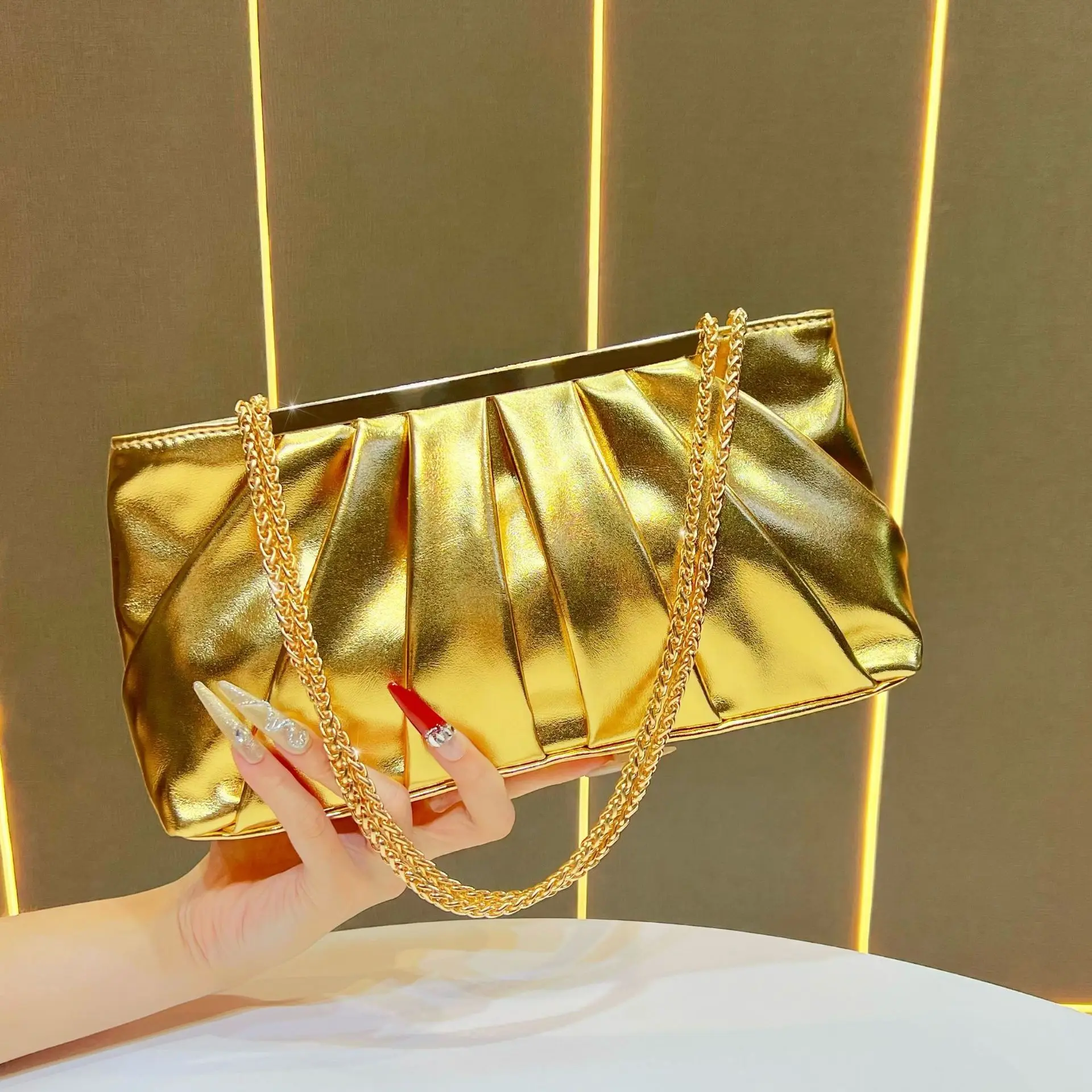 Luxury Design Women's Evening Bag Ladies Day Clutch Envelope Handbag Daily Clutch Wedding Party Bling Gold Ruched Crossbody Bag