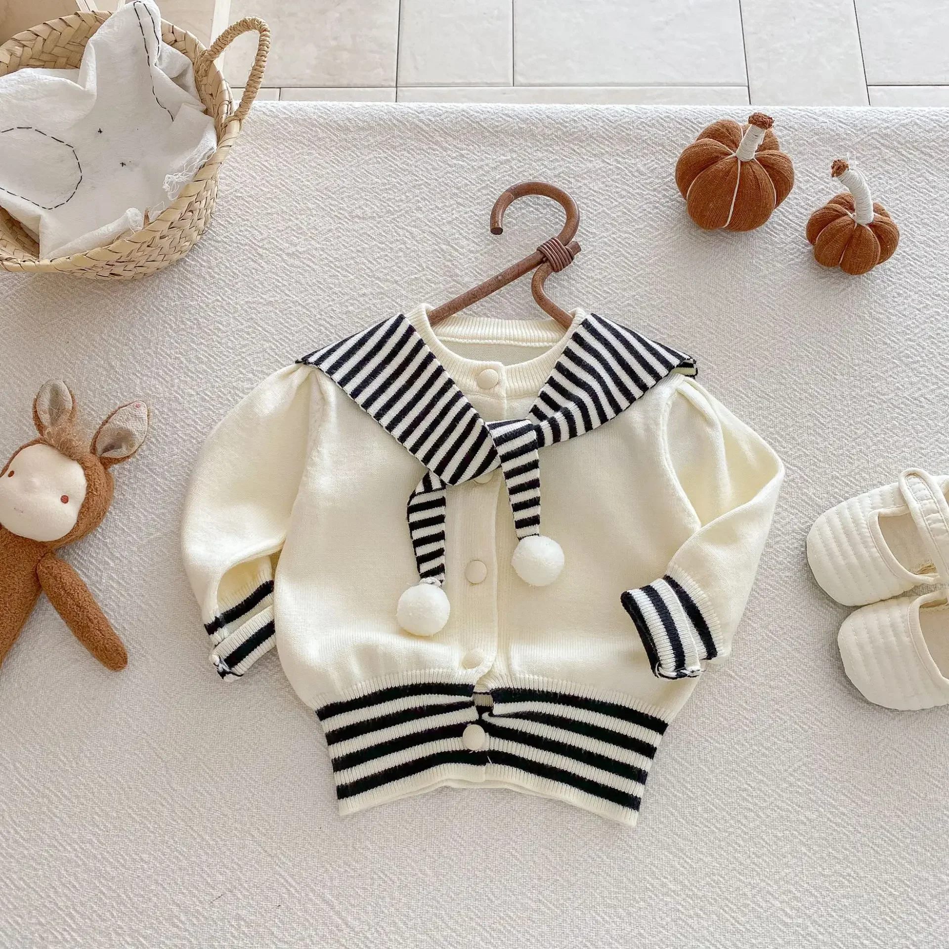 

Baby Girl Knitted Cardigan 0-3 Years Old Cream Color Navy Stripe Collar Single Button Pom-Pom Decor Infant Autumn Outerwear