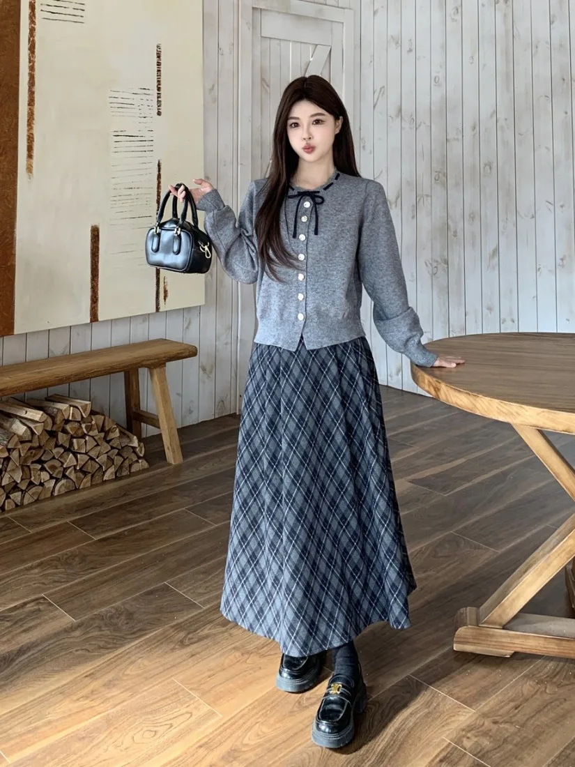 Women's Knitted 2-piece Skirt Set Grey Drawstring Knit Cardigan Pullover Sweater Vintage Plaid A-line Skirt British Preppy Suits