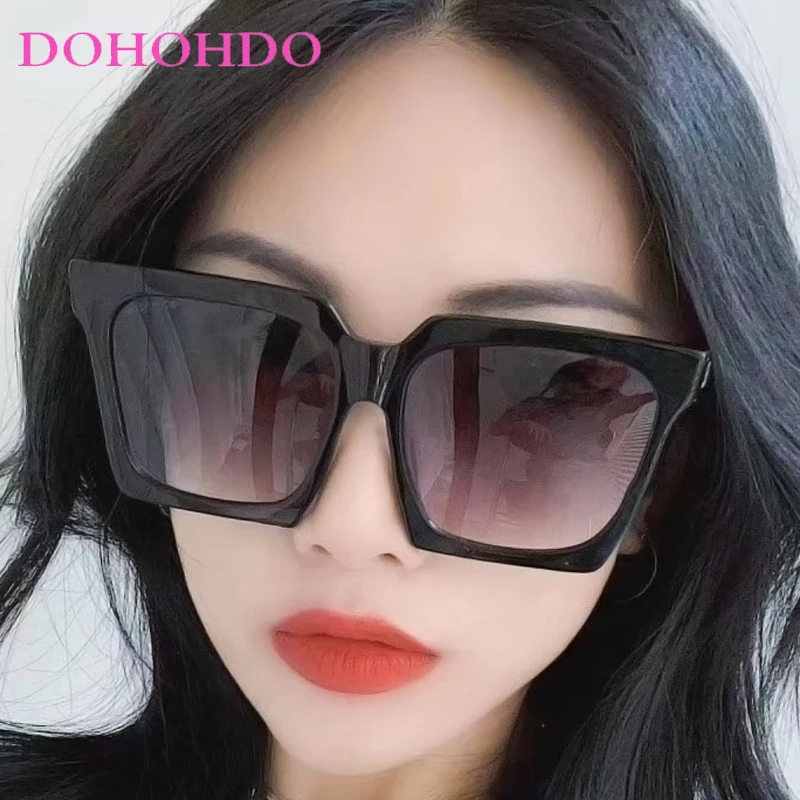 

Fashion Square Sunglasses Women Men Trend Luxury Brand Retro Big Frame Classic Outdoors Travel Driving Shades Sunglasses UV400