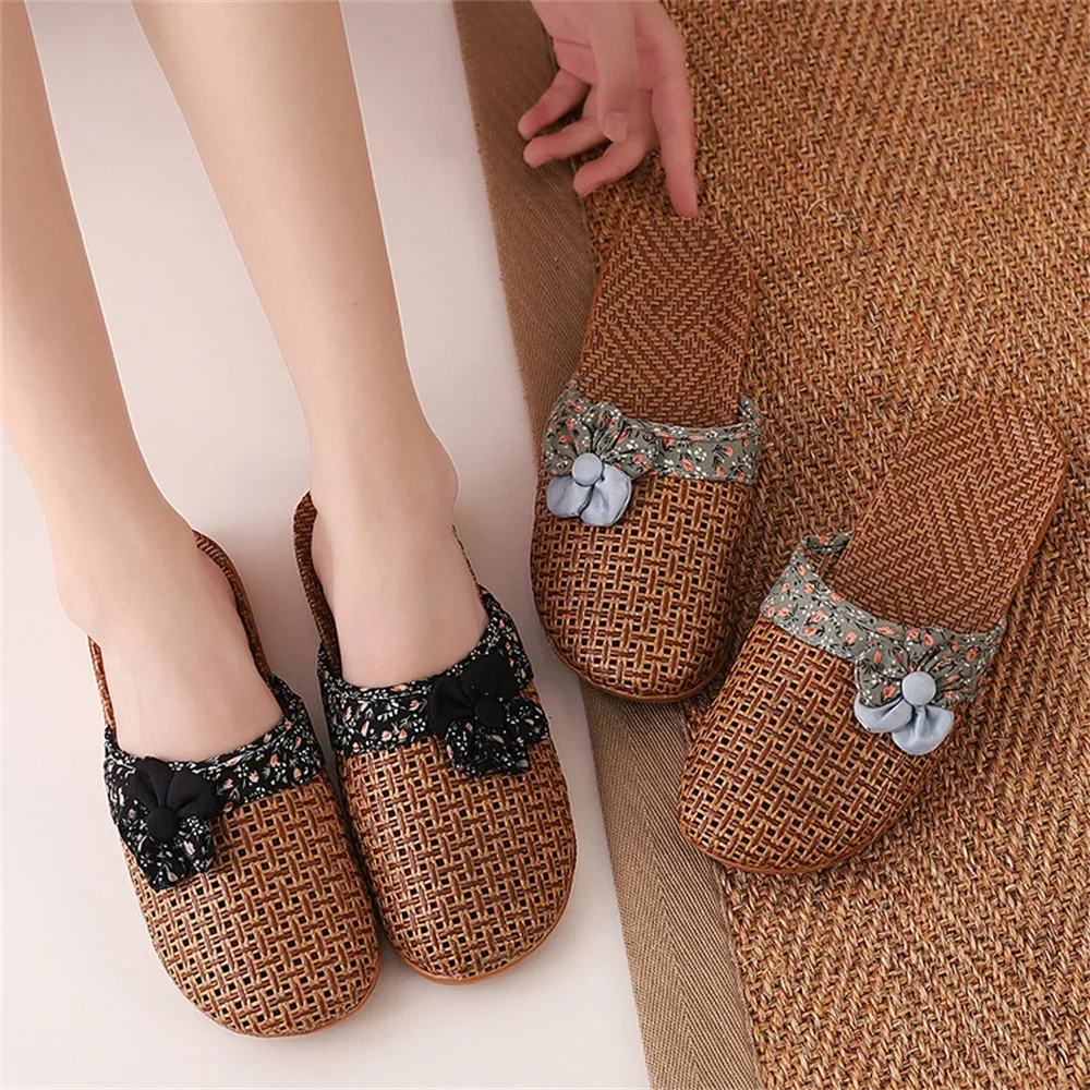 Summer Rattan Mat Slippers Women\'s Home Fashion Half Slippers Floor Anti Slip Bamboo Woven Sandals 2024 New Indoor Flowers Shoes