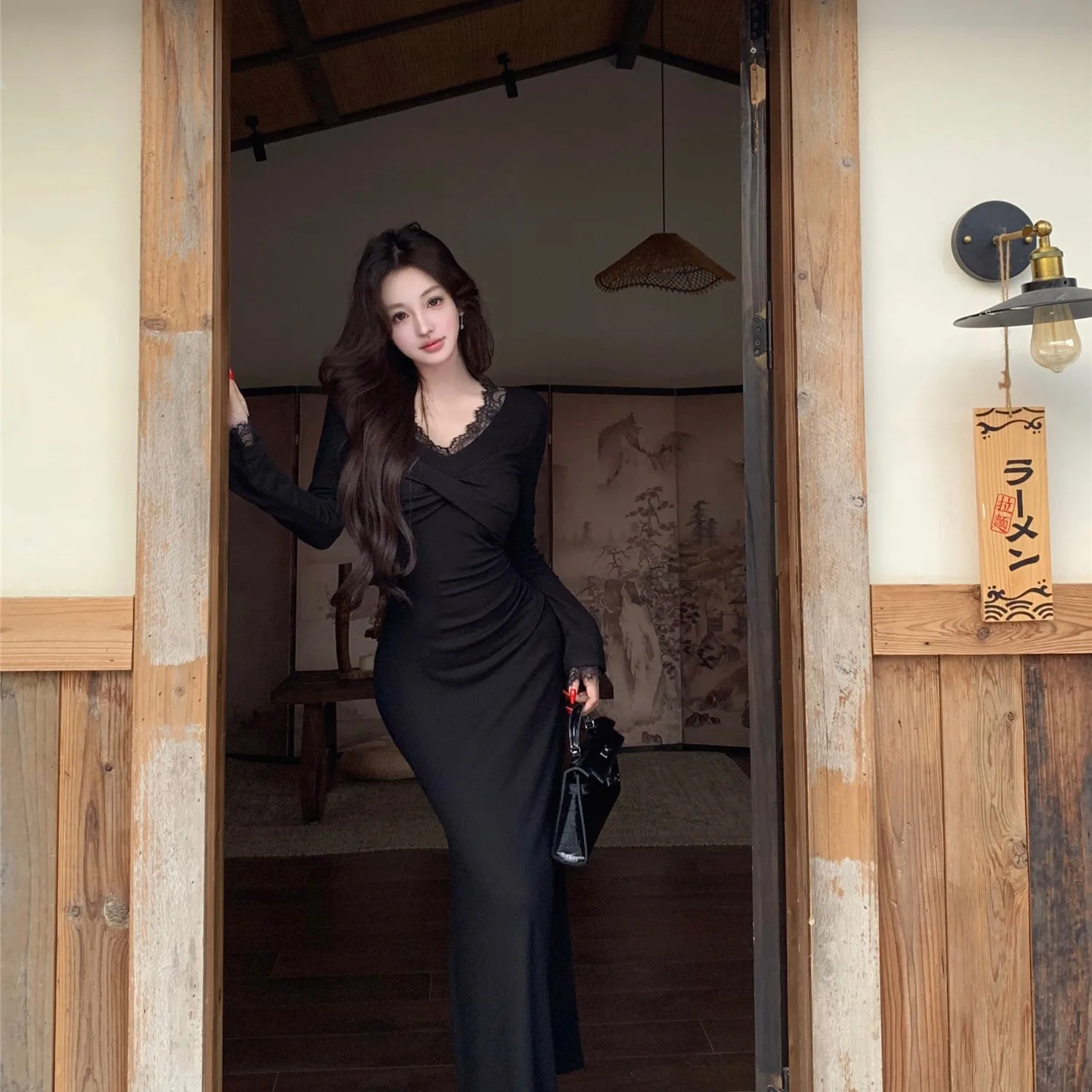 Ele longo malha dr v-ne camada de base de renda feminina faion cintura alta outono inverno novo sle avançado sentido dr