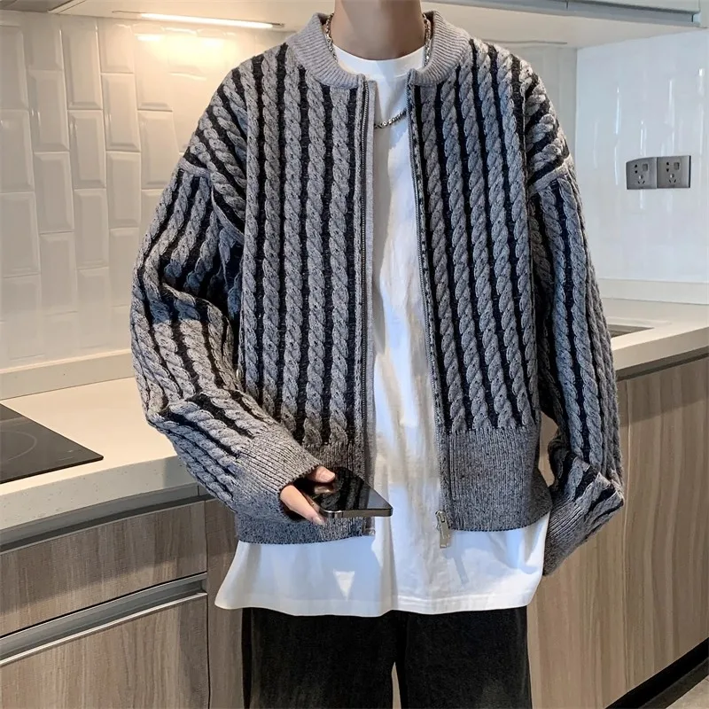 

Japanese retro contrast striped zipper cardigan sweater for men in autumn and winter trendy brand loose casual all-match tops