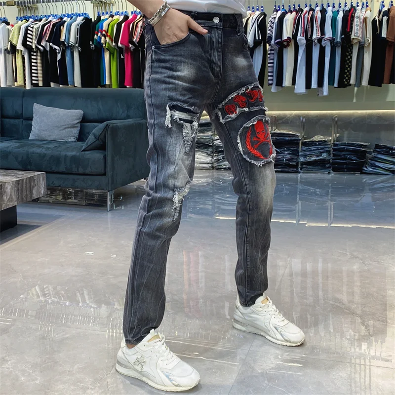 2024 Ripped Jeans For Men Personality Skull Embroidered Jeans Male Flocking Self-cultivation Pant Jeans Homme Skinny Jeans Men