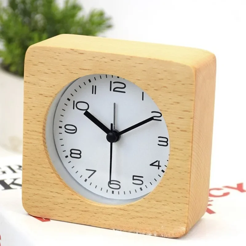 Nordic Simple Solid Wood Quartz Alarm Clock Bedroom Bedside Silent Sweep Second Pointer Alarm Watch Wake-up Decorative Clock