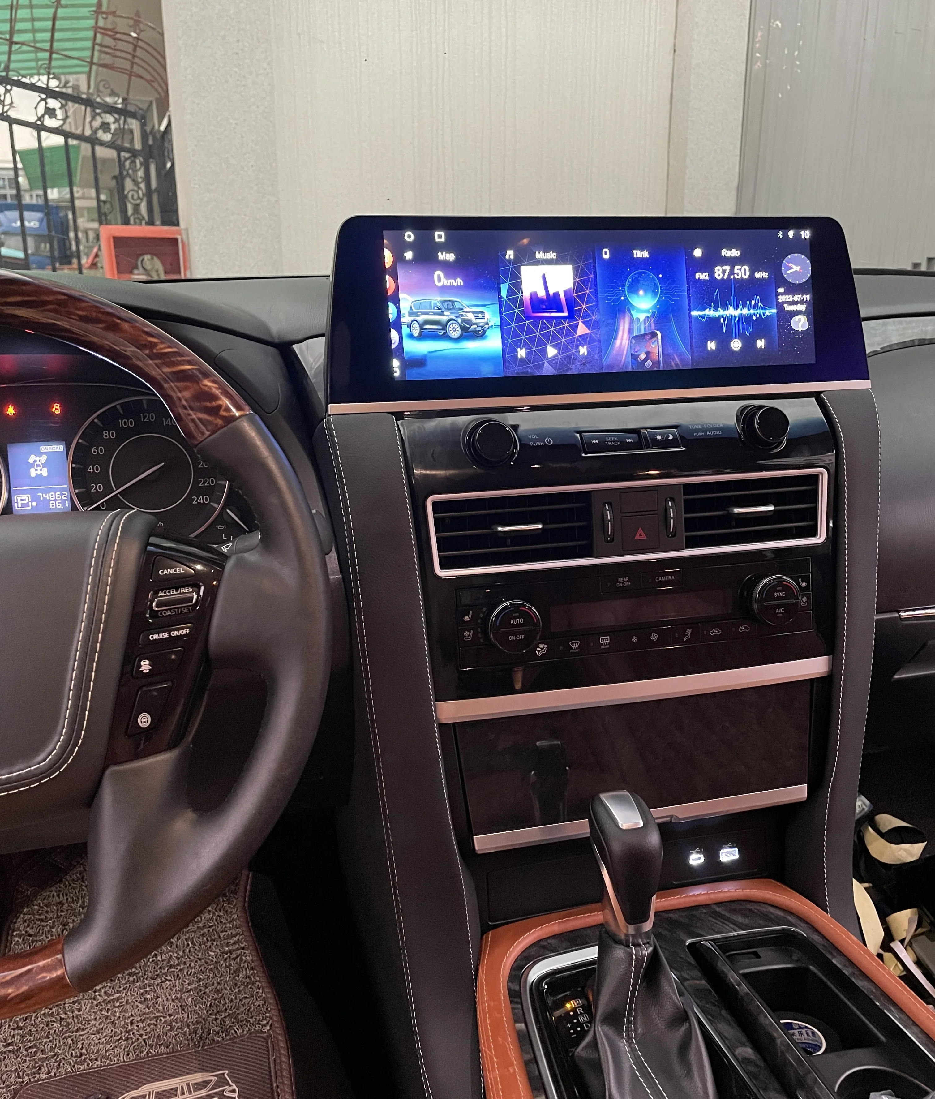 16 Inch Android 13 Car Radio for Nissan Armada Y62 2010-2022 Wireless CarPlay GPS Navigation Multimedia Stereo Head Unit