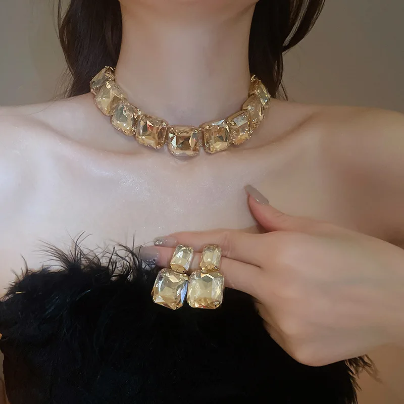 クリスタル ステートメント ネックレスとイヤリング セット、スクエア カット ラインストーン ジュエリー、シャンパン ゴールド