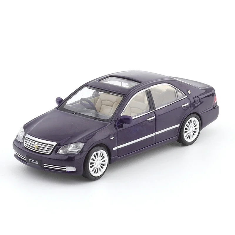 JKM 1/64 Toyota Crown 12th Generation Sedan Diecast Automotive Model Ornaments Cas Toys Gift Decorations