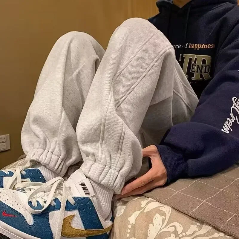 

Спортивные штаны для мужчин с эластичной резинкой на талии, простые брюки в американском стиле, корейские трендовые брюки в стиле Харадзюку, распродажа, незаменимые мужские спортивные брюки