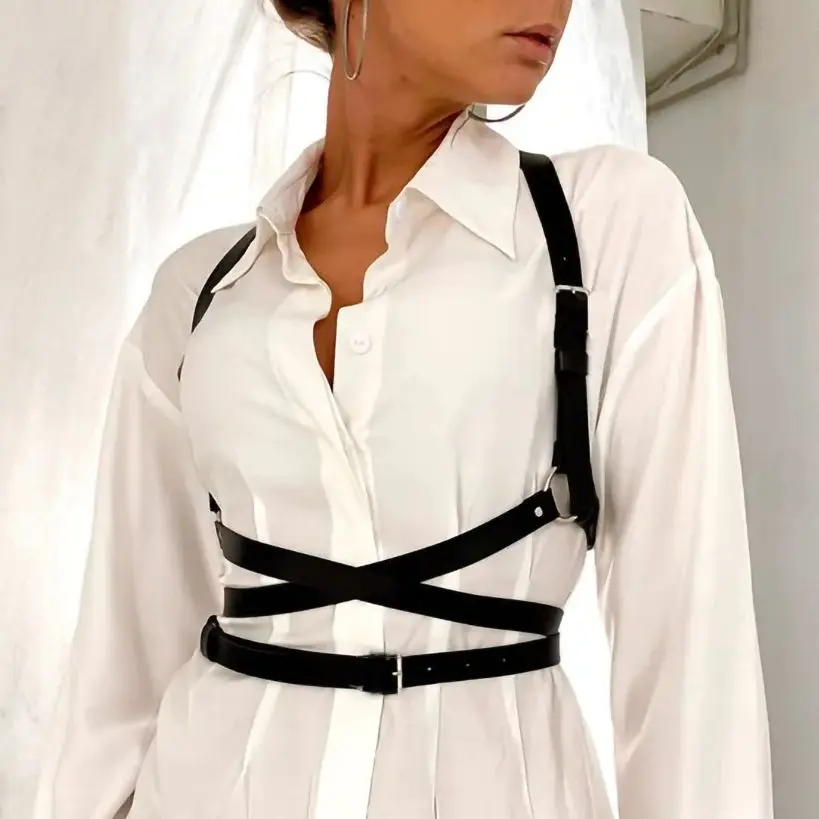 Arnés de pecho Sexy para mujer, cinturón de cuero para Bondage corporal, cinturón para espada, lencería gótica a la moda, tirantes, arnés corporal, ropa festiva