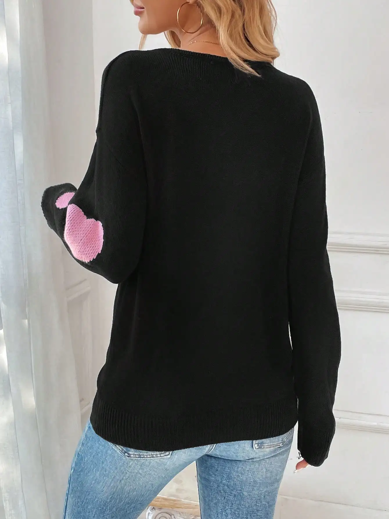 Pull en tricot noir à col en V et motif cœur pour femme, coupe ample, manches longues, tenue d'automne et d'hiver