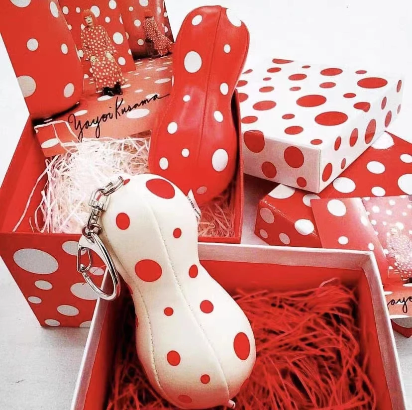 Kusama Yayoi Red White balloon stuffed plush toy Box Keychain new