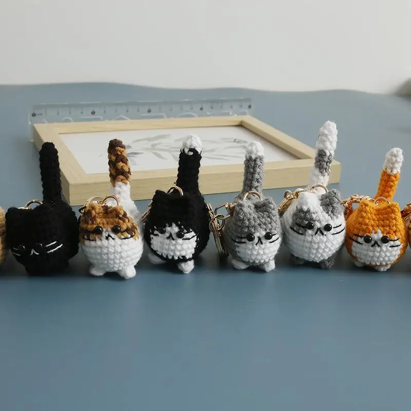 2026 Häkel-Kätzchen-Serie Schlüsselanhänger Niedlicher Handgewebter Dicker Katzen-Anhänger Gestrickter Tier-Schlüsselring Rucksack-Deko-Accessoires Geschenke – Detail 4
