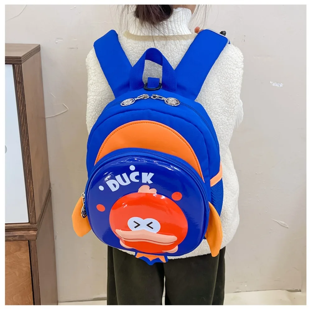 Zaino per bambini in cartone animato Borsa da scuola per bambini leggera e impermeabile Borsa a tracolla per cartoni animati in nylon di grande capacità per bambini