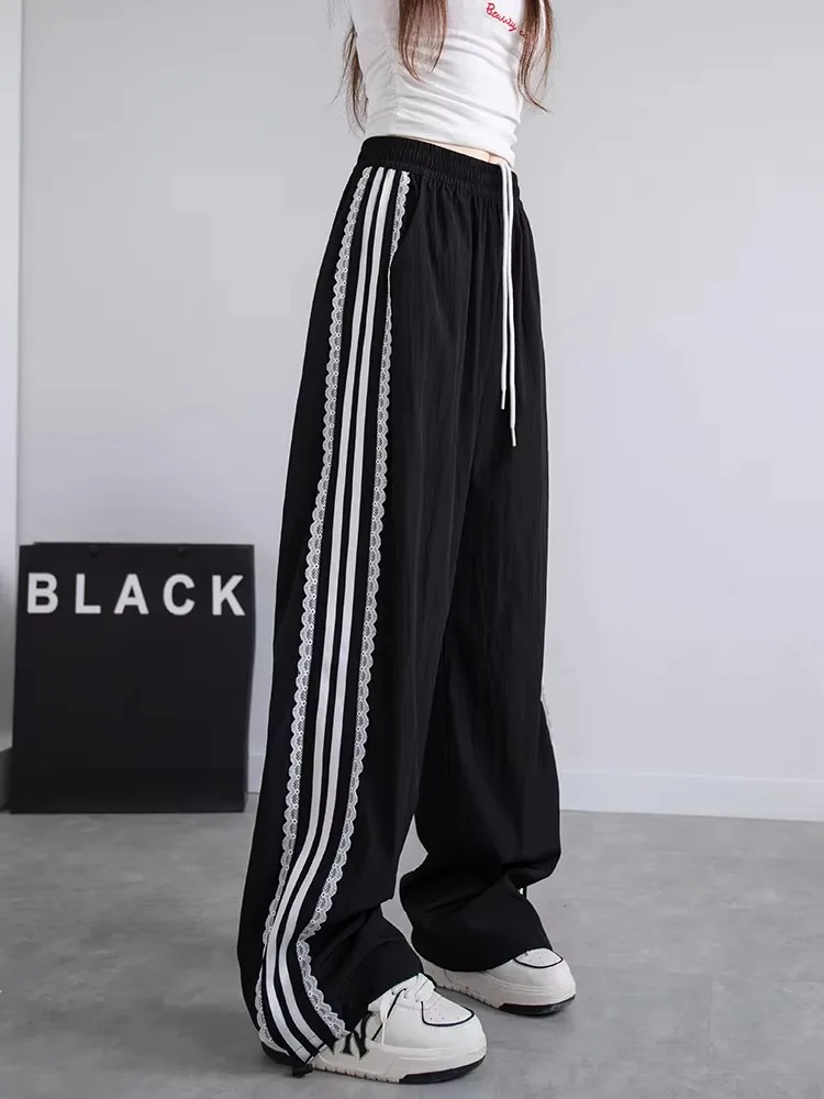 Koreanische Spitzen-Patchwork-Hosen für Damen mit seitlichen Streifen, weite Hosen, lässige Baggy-Sweatpants, Damen-Hosen-Trend 2026, Kinder – Detail 4