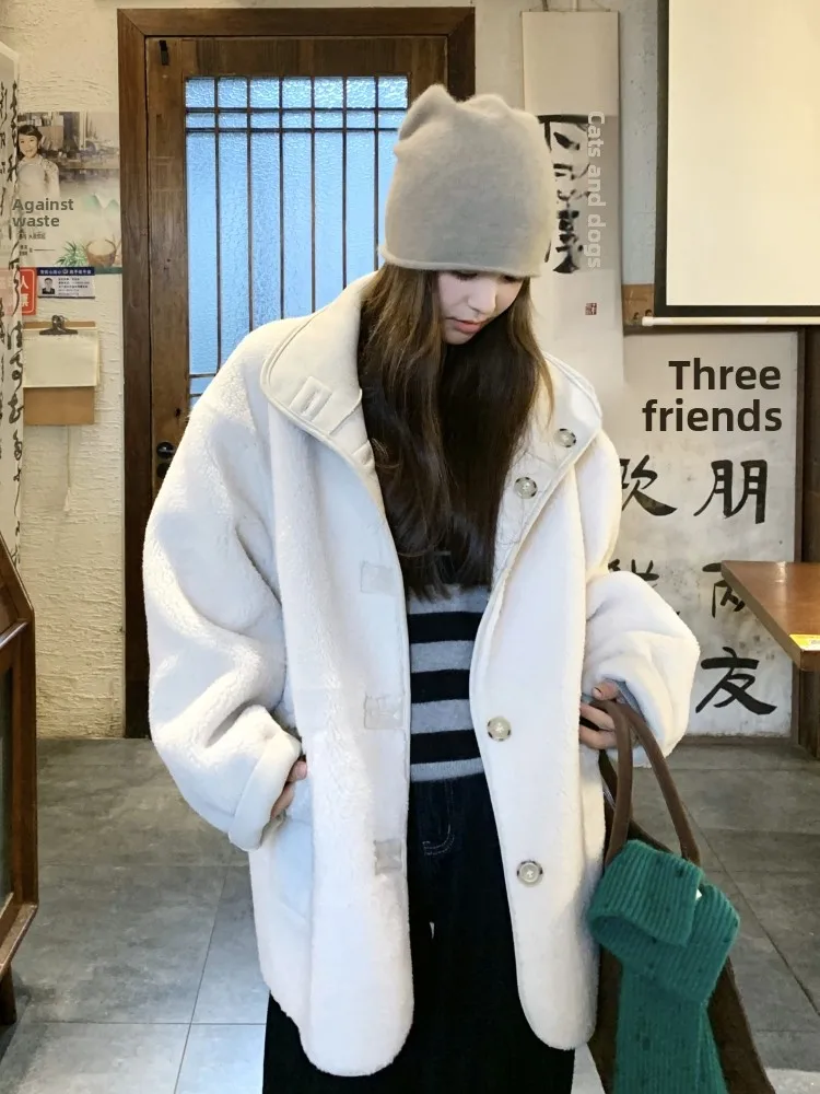 เสื้อคลุมบุขนแกะสำหรับผู้หญิง ฤดูใบไม้ร่วง ฤดูหนาว หนังผสมขนสัตว์ ความยาวปานกลาง สวมใส่ได้สองด้าน