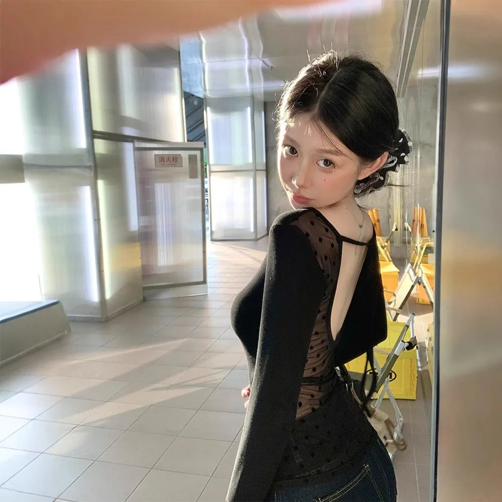 

Women's See Through Dots Mesh Paneled Backless Long-sleeved T-shirt Sexy Slim Black T-shirts Top Hot Girl Design Sense Base Tops