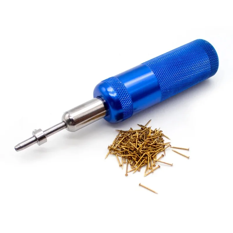 

Набор профессиональных инструментов для моделирования судов: пресс для обшивки корпуса и вспомогательные приспособления для крепления и сборки панелей корпуса