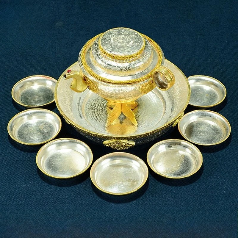 

Handmade copper gilt silver carving water supply bowl ornament Buddhist utensils