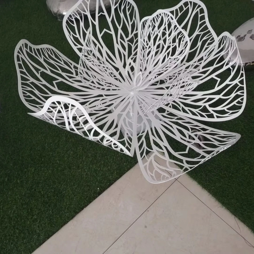 High Quality Large Outdoor Stainless Steel Rose Sculpture High Quality Gift Welding Technology