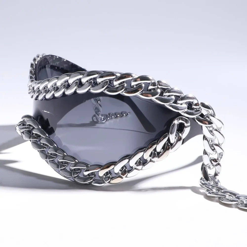 Luxury Designer Trendy Metal Chain Frame Women Sunglasses 2000s All Matching Cool Sunglasses UV400 Lenses Eyewear Punk Glasses
