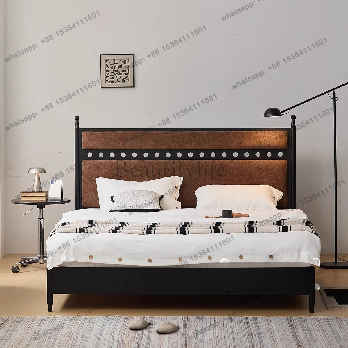 

French retro medieval black solid wood bed fabric master bedroom 1.8 meters double bed ash wood